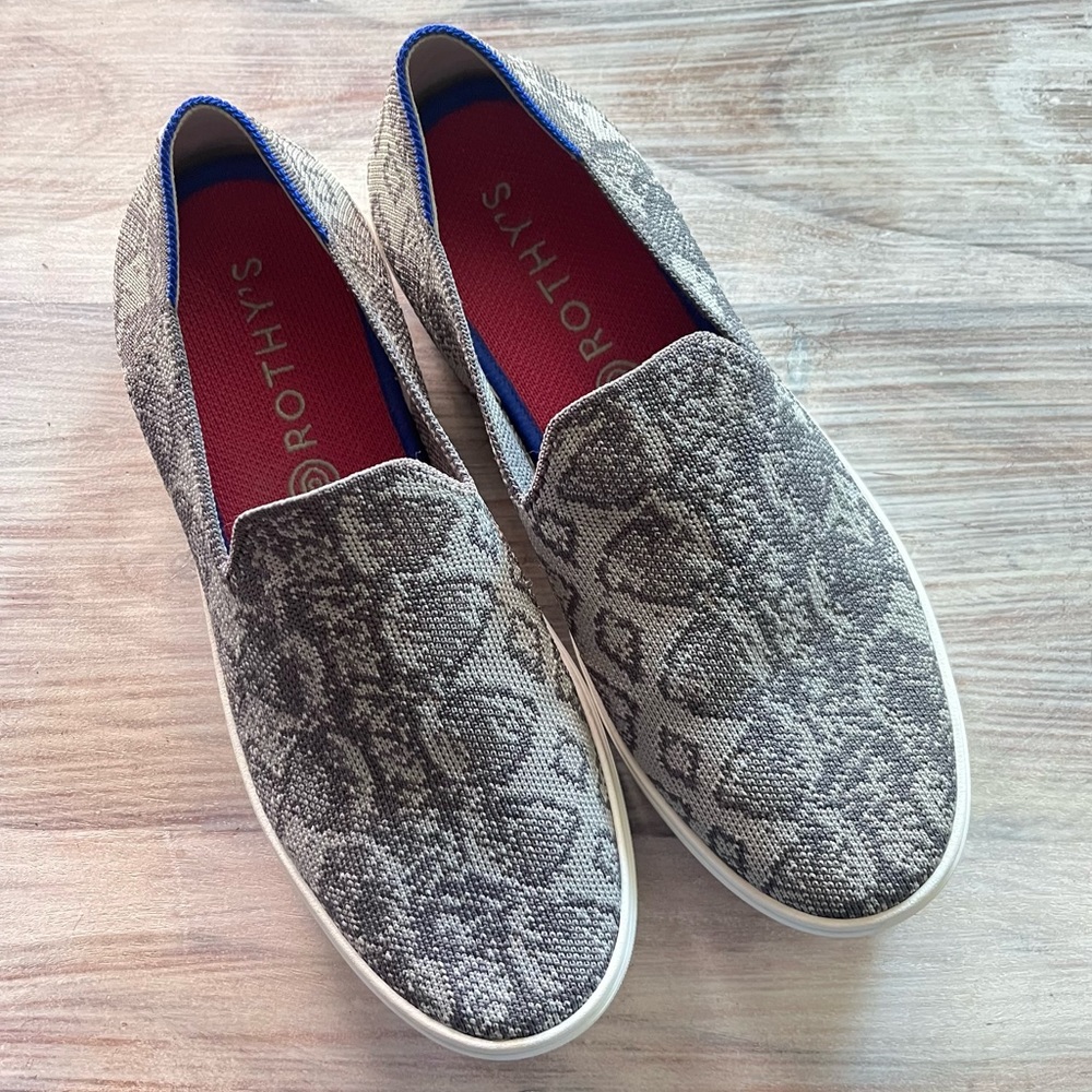 Rothy’s Authentic Retired Snakeskin Gray Sneakers 8.5 Slip-on Comfortable Shoe